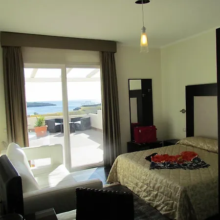 Sole Λαμπεντούζα